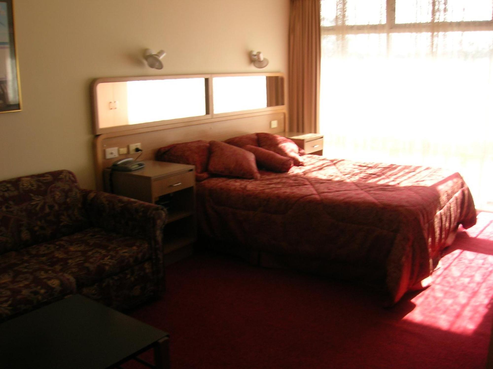 Peninsula Motor Inn Tyabb Kültér fotó